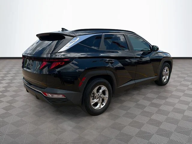 Used 2024 Black Hyundai SEL image 5