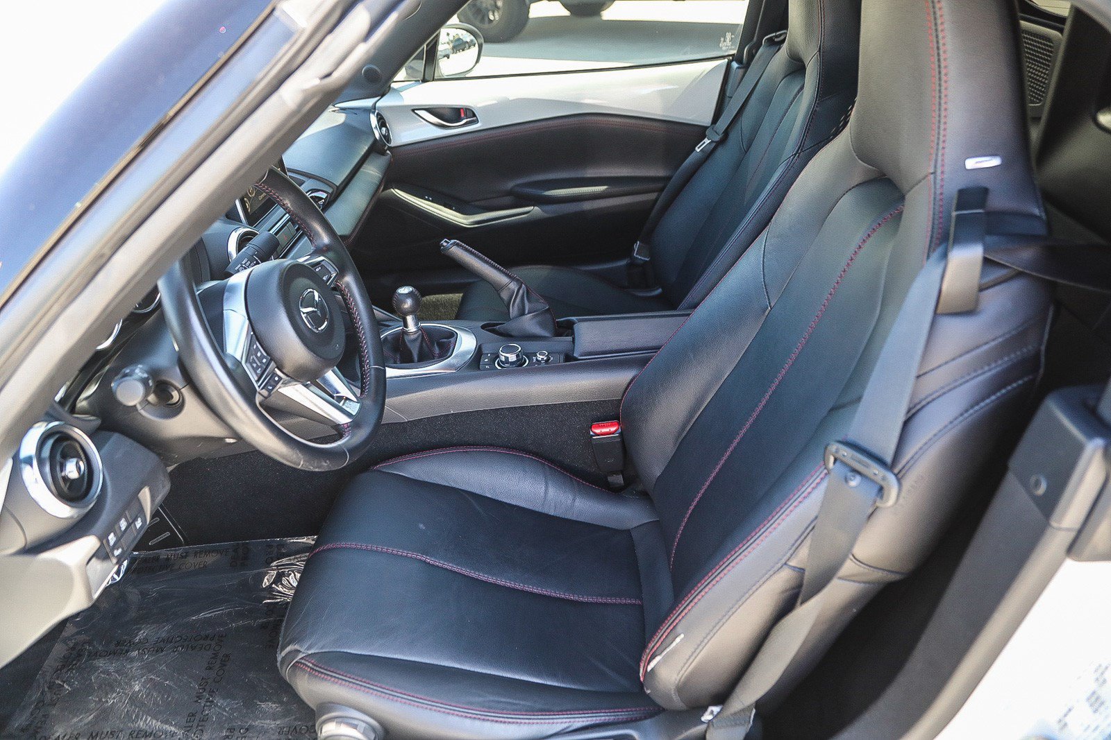 Used 2016 Ceramic Metallic Mazda Grand Touring image 17