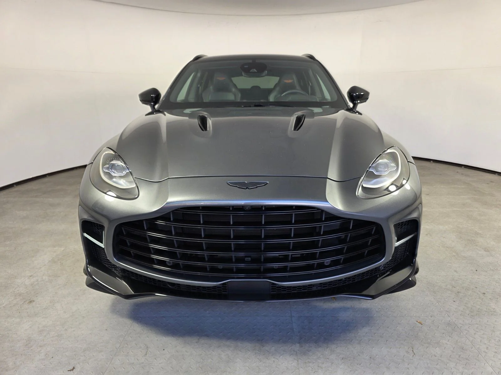 Used 2023 Magnetic Silver Aston Martin 707 image 2