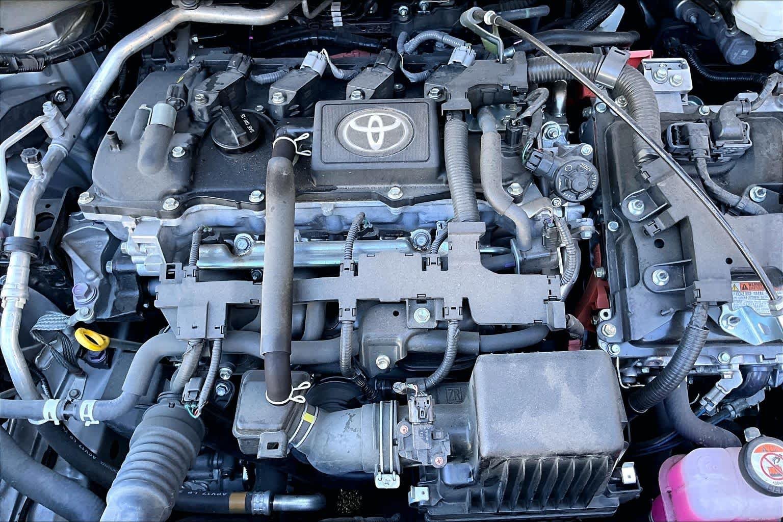 Used 2025 Classic Silver Metallic Toyota Hybrid LE image 33