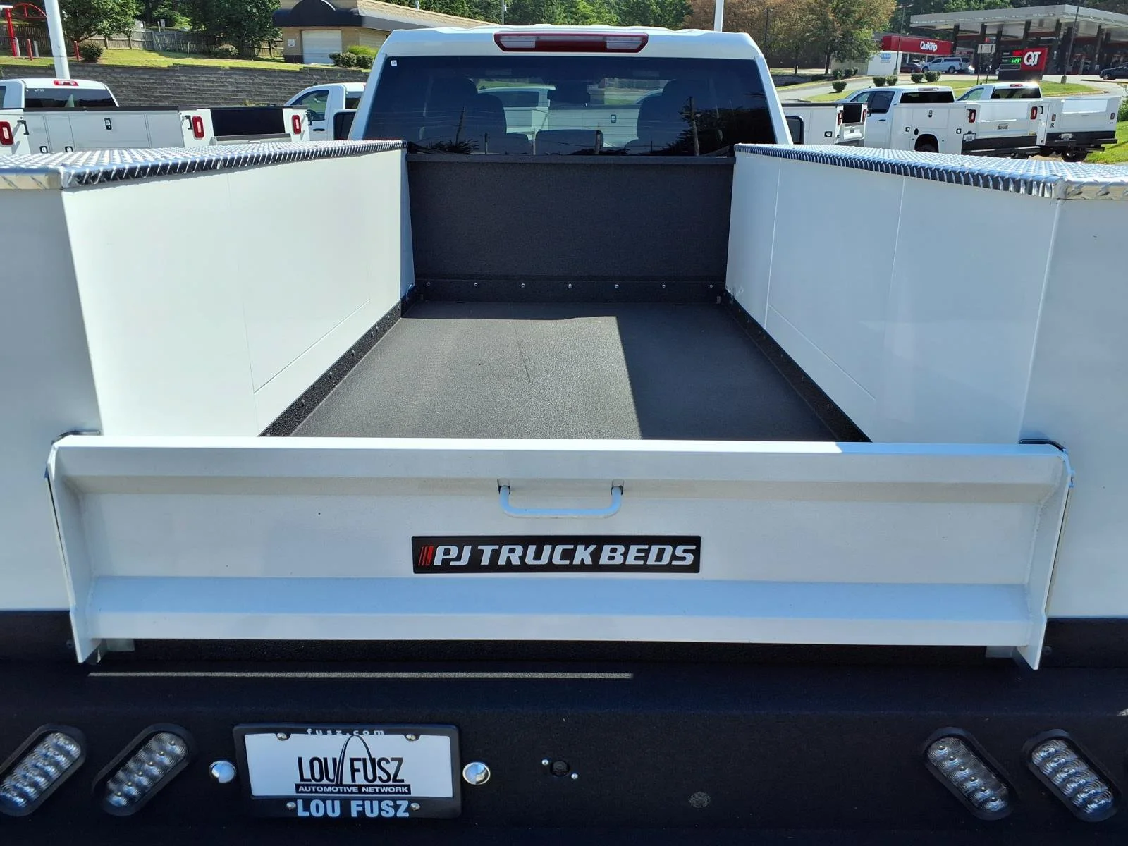 2026 GMC Sierra 2500HD Pro - Photo 5