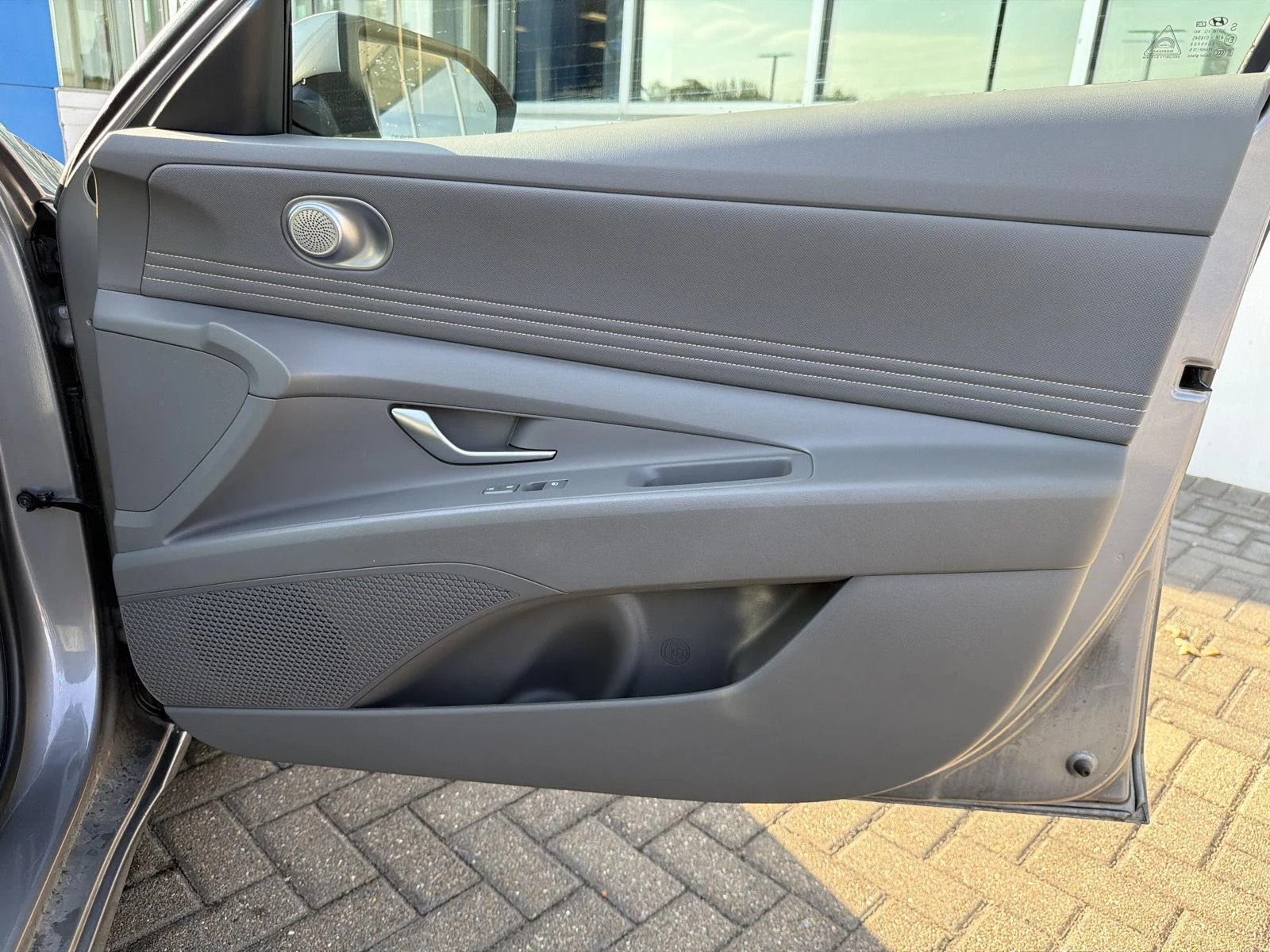 Used 2025 Fluid Metal Hyundai SEL Convenience image 30