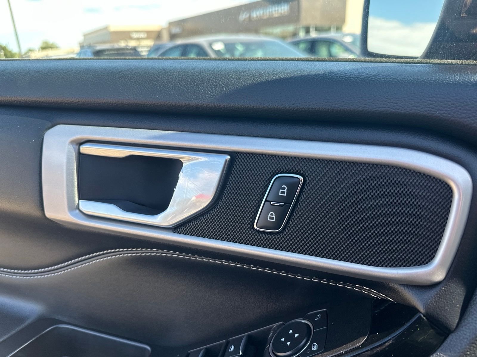 Used 2022 Blue Ford ST image 21