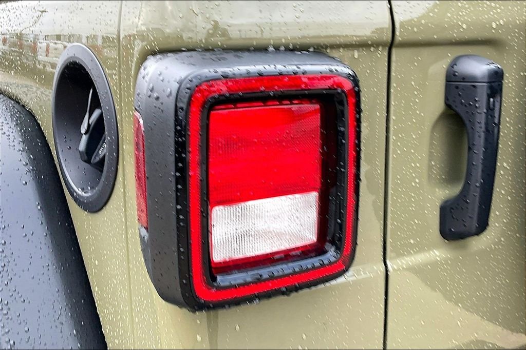 New 2026 Jeep Wrangler Willys 2D Sport Utility