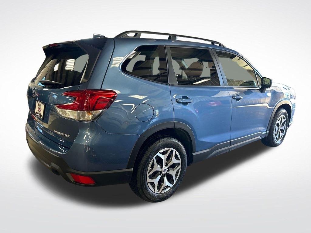 Used 2024 Blue Subaru Premium image 6