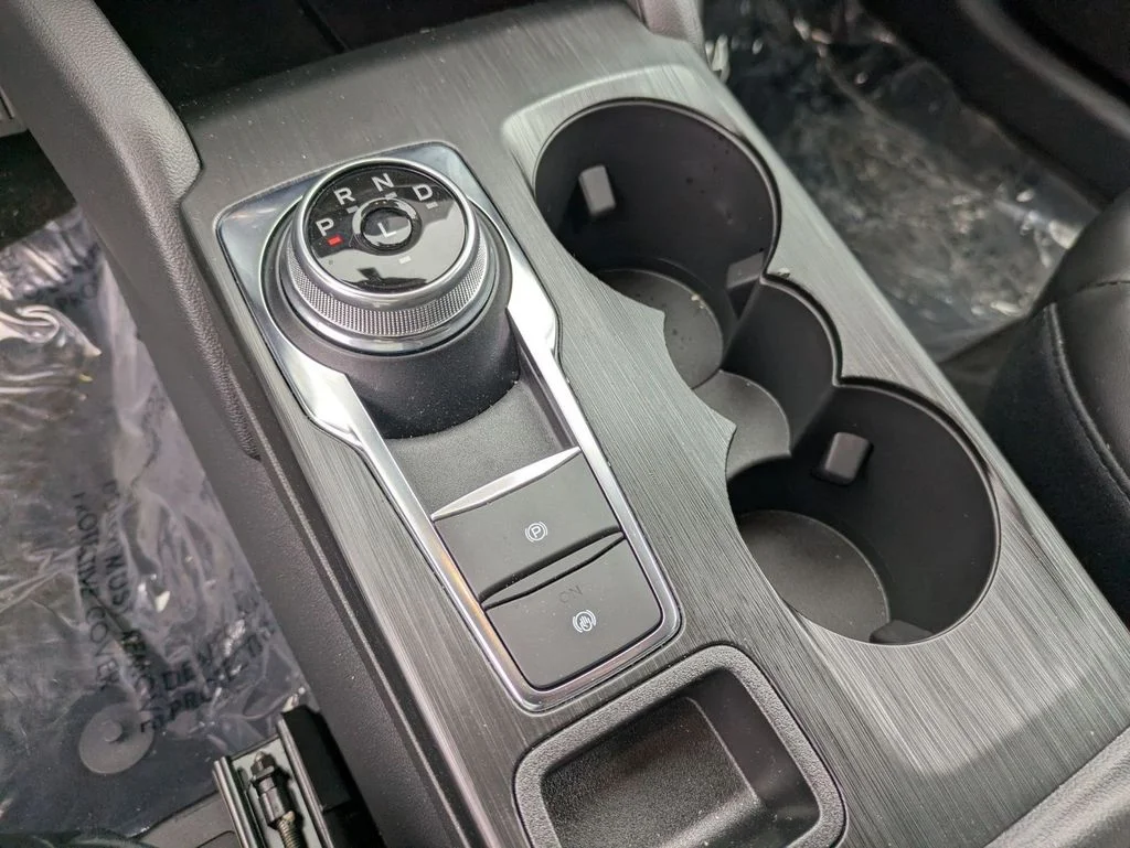 New 2024 Vapor Blue Metallic Ford Plug-in Hybrid image 32