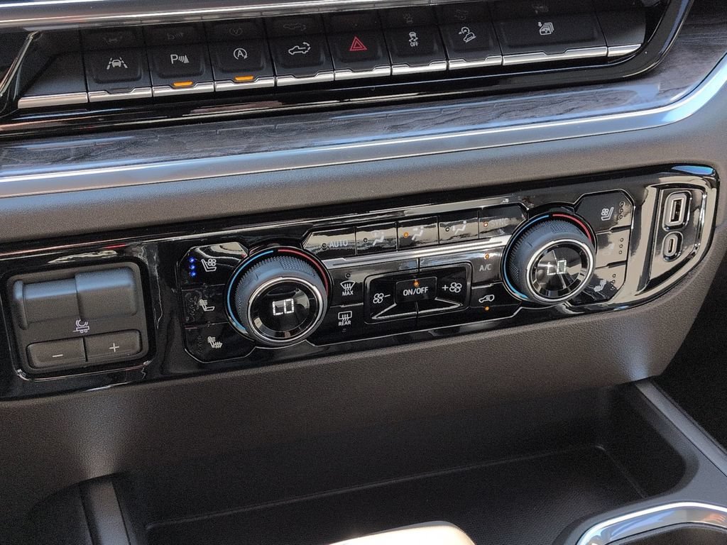 2026 Chevrolet Silverado 1500 LTZ - Photo 20