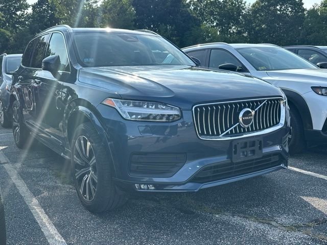 2023 Volvo XC90 B5 Core