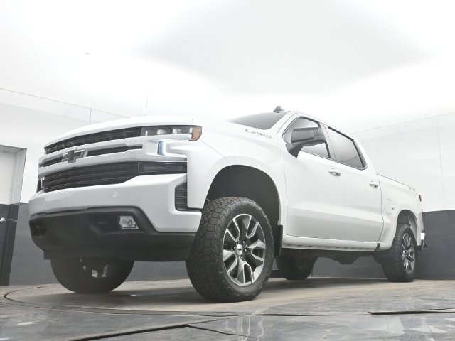 Used 2021 Beige Chevrolet RST image 40