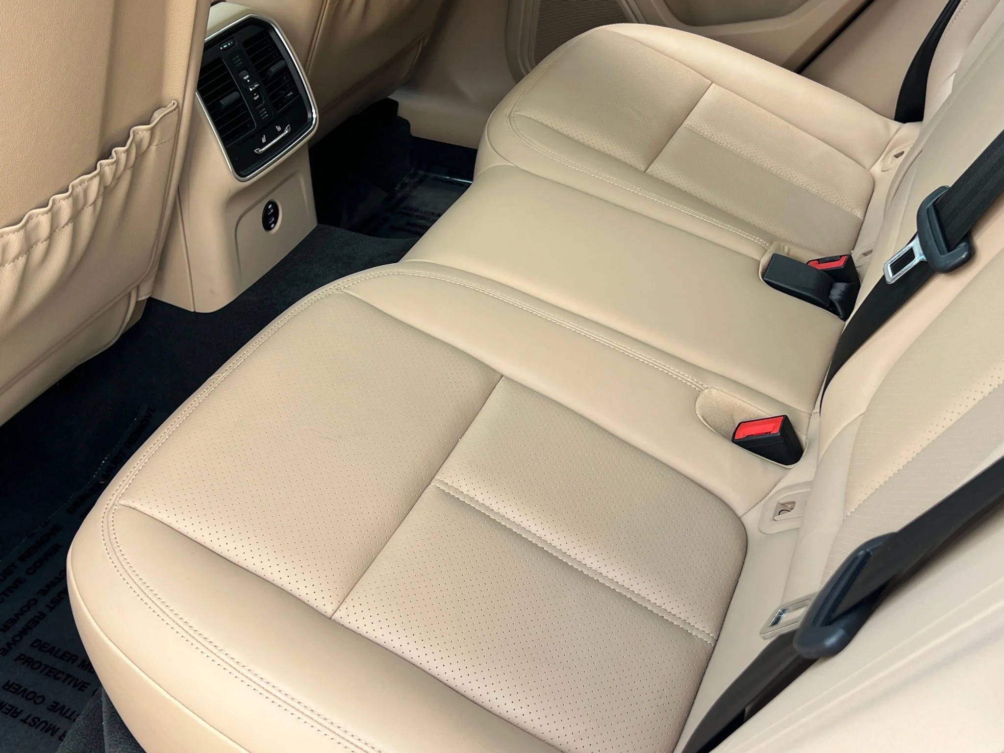 Used 2023 White Porsche Base image 21