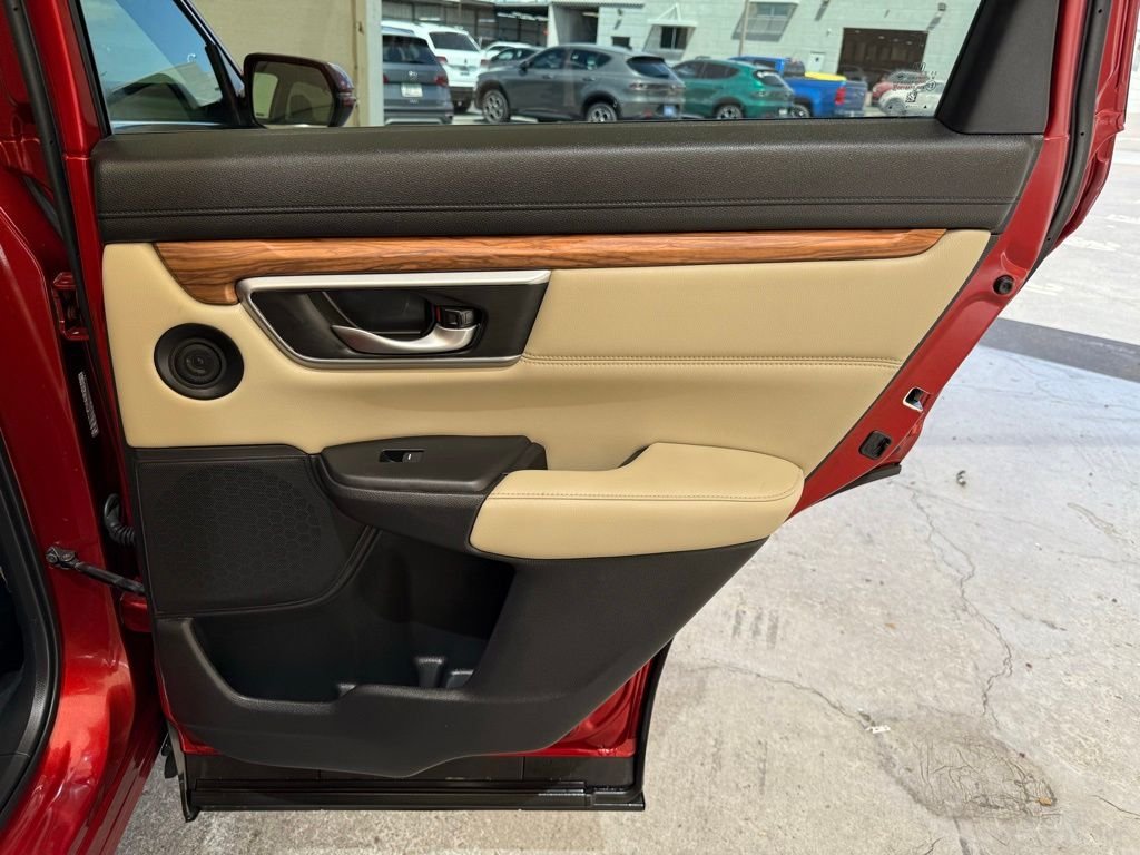 Used 2019 Molten Lava Pearl Honda Touring image 18