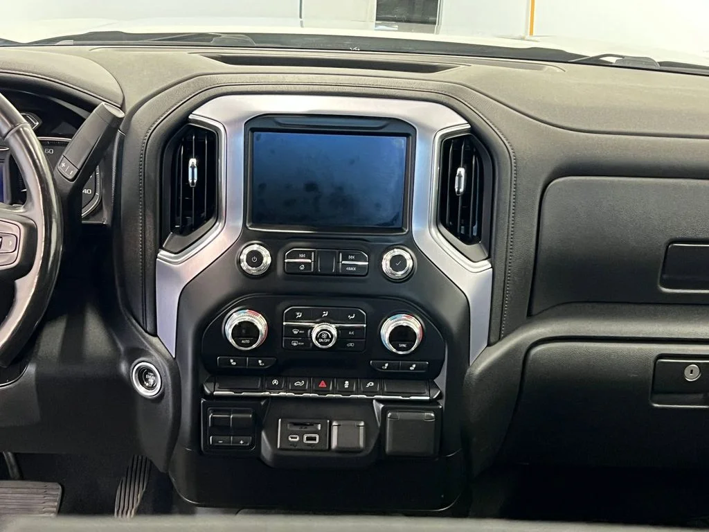 Used 2019 Quicksilver Metallic GMC SLE image 20