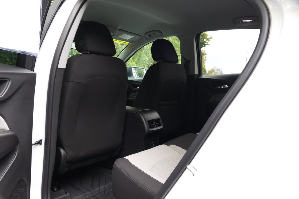 2024 Chevrolet Equinox LS - Photo 43