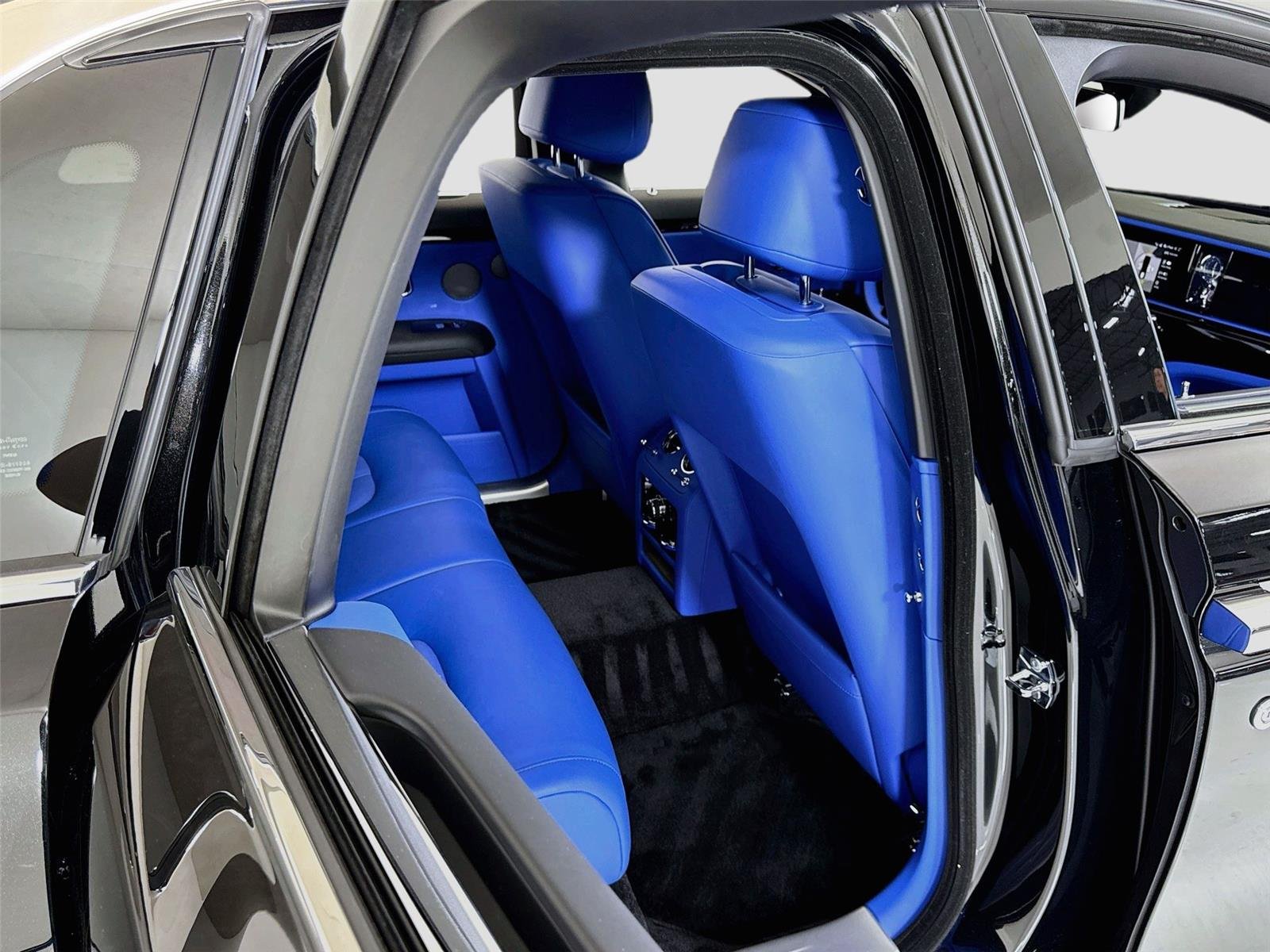 Used 2025 Black Diamond Rolls-Royce Starlight Headliner | 1 Owner & 3k miles! | 24