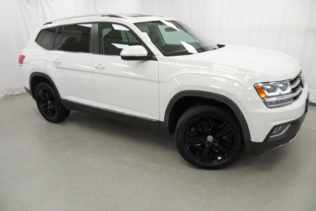 Used 2019 White Volkswagen 3.6L V6 SEL image 7