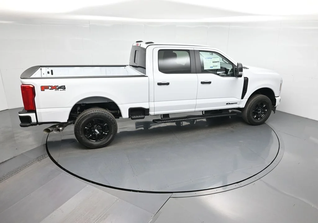 New 2026 White Ford XL image 37