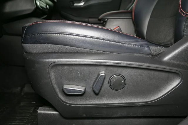 Used 2023 Gray Ford ST-Line image 39