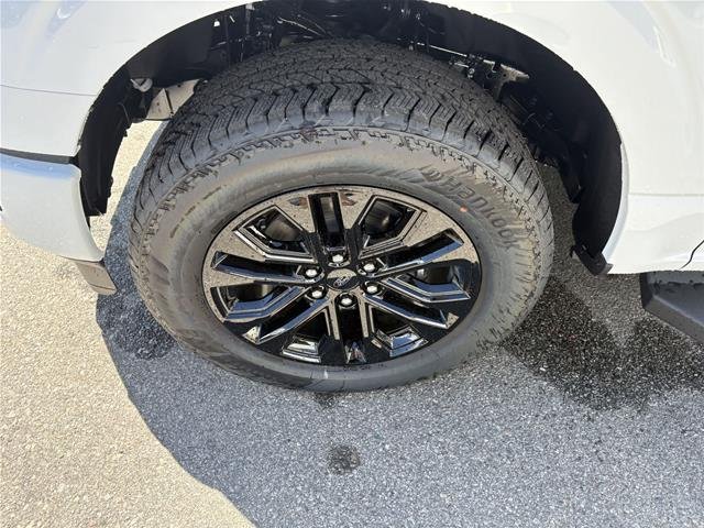 New 2026 Oxford White Ford Lariat® image 41