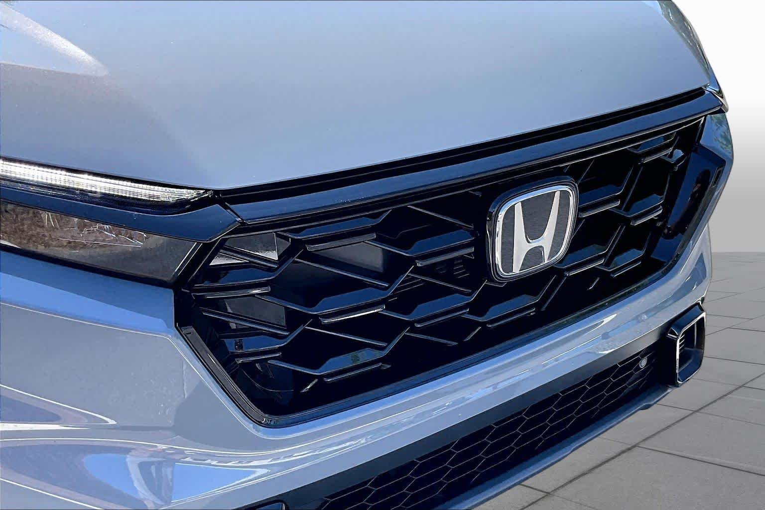 Used 2024 Urban Gray Pearl Honda Sport-L image 59