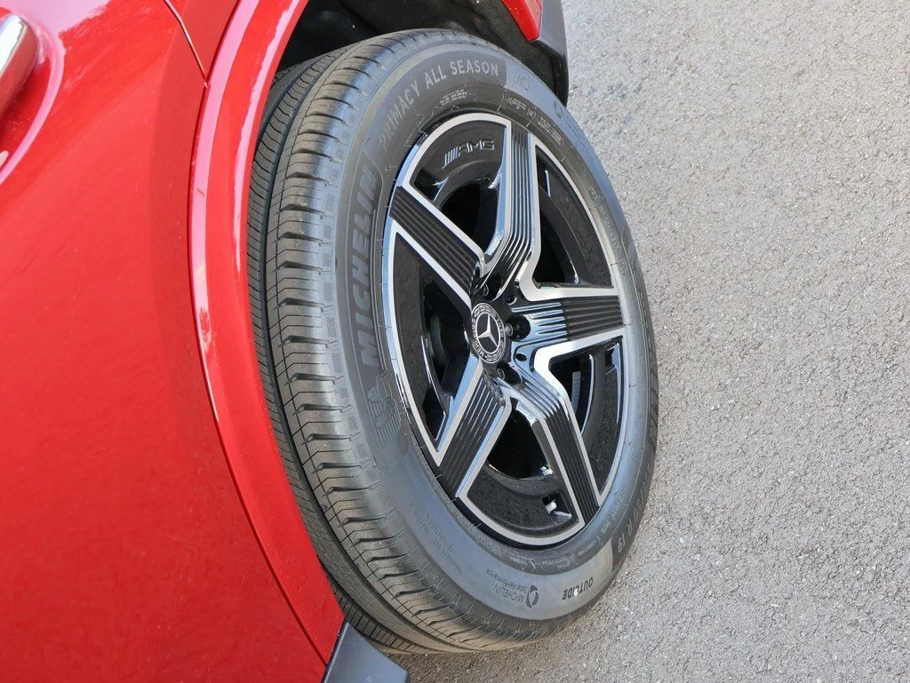 New 2026 MANUFAKTUR Patagonia Red Metallic Mercedes-Benz GLC 300 Coupe image 41