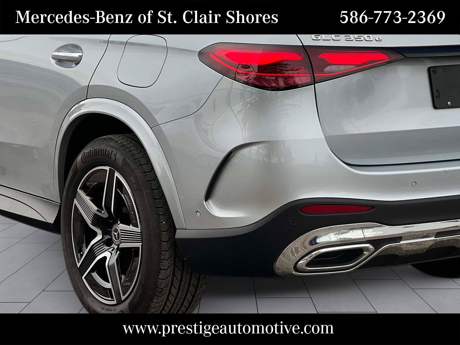 Certified Used 2025 Silver Mercedes-Benz GLC 350e image 4