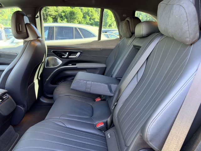 Used 2023 Gray Mercedes-Benz 450 image 6