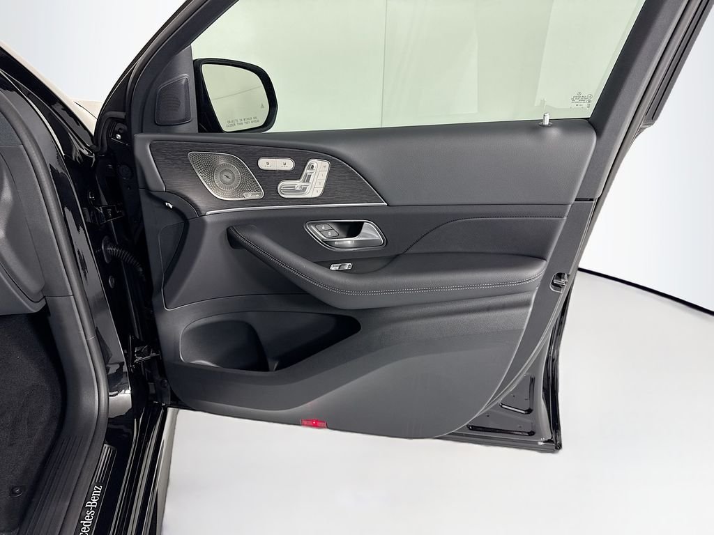 New 2026 Obsidian Black Mercedes-Benz GLE 450 Coupe image 26