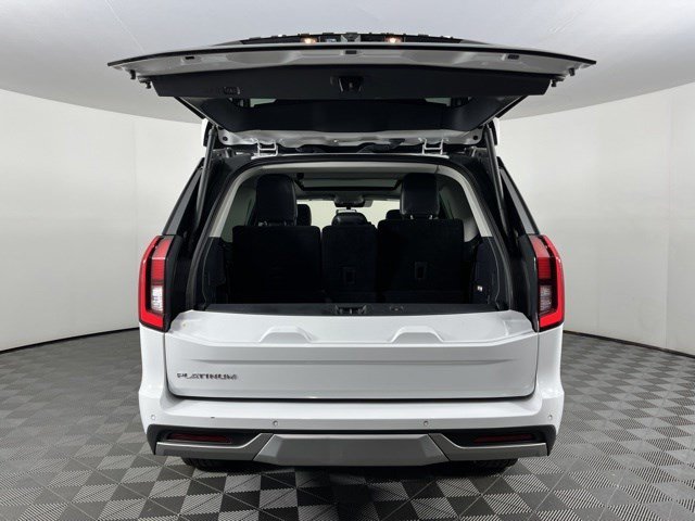 Certified Used 2025 Oxford White Ford Platinum image 42