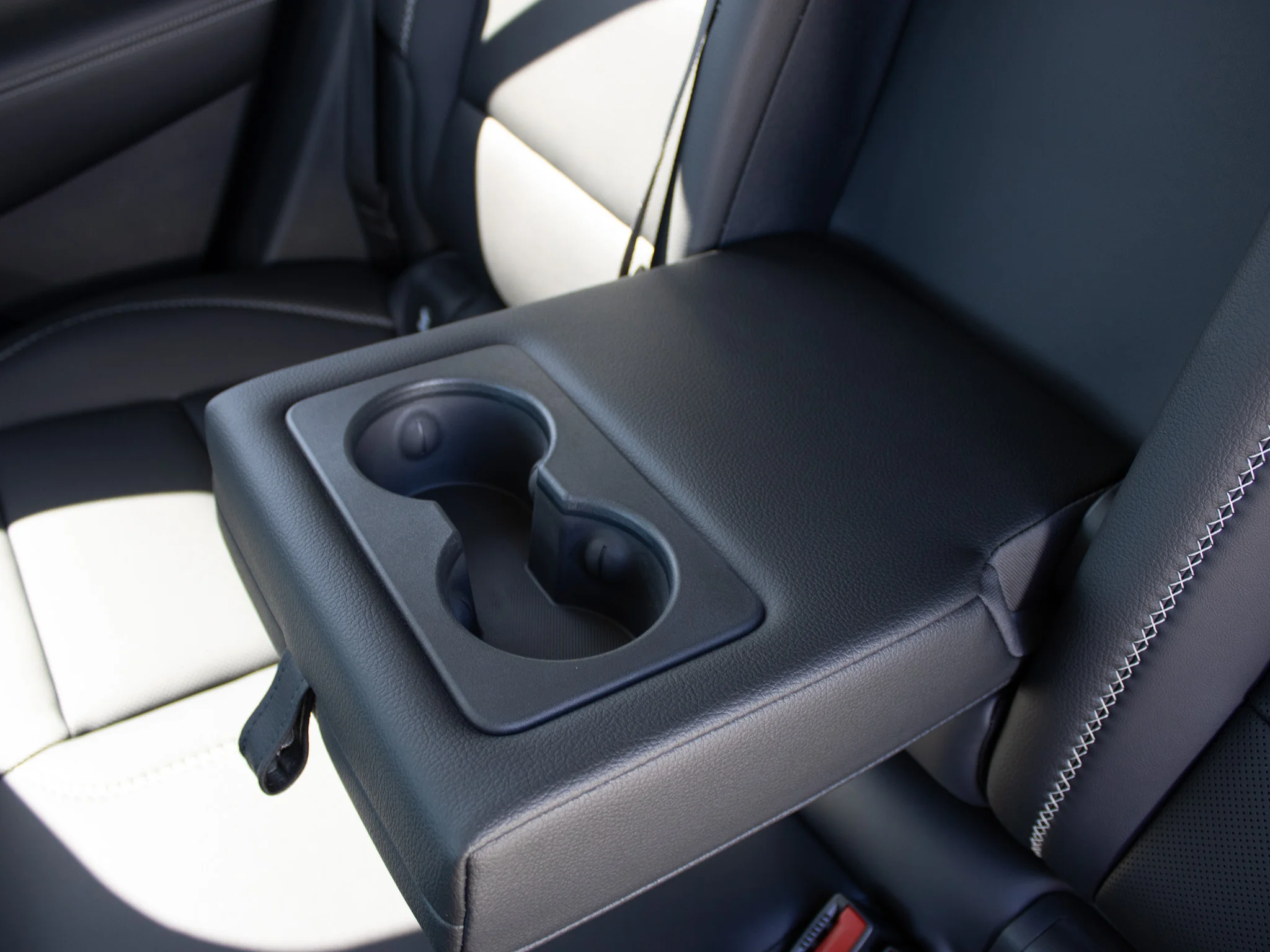2027 GMC Terrain Denali - Photo 18