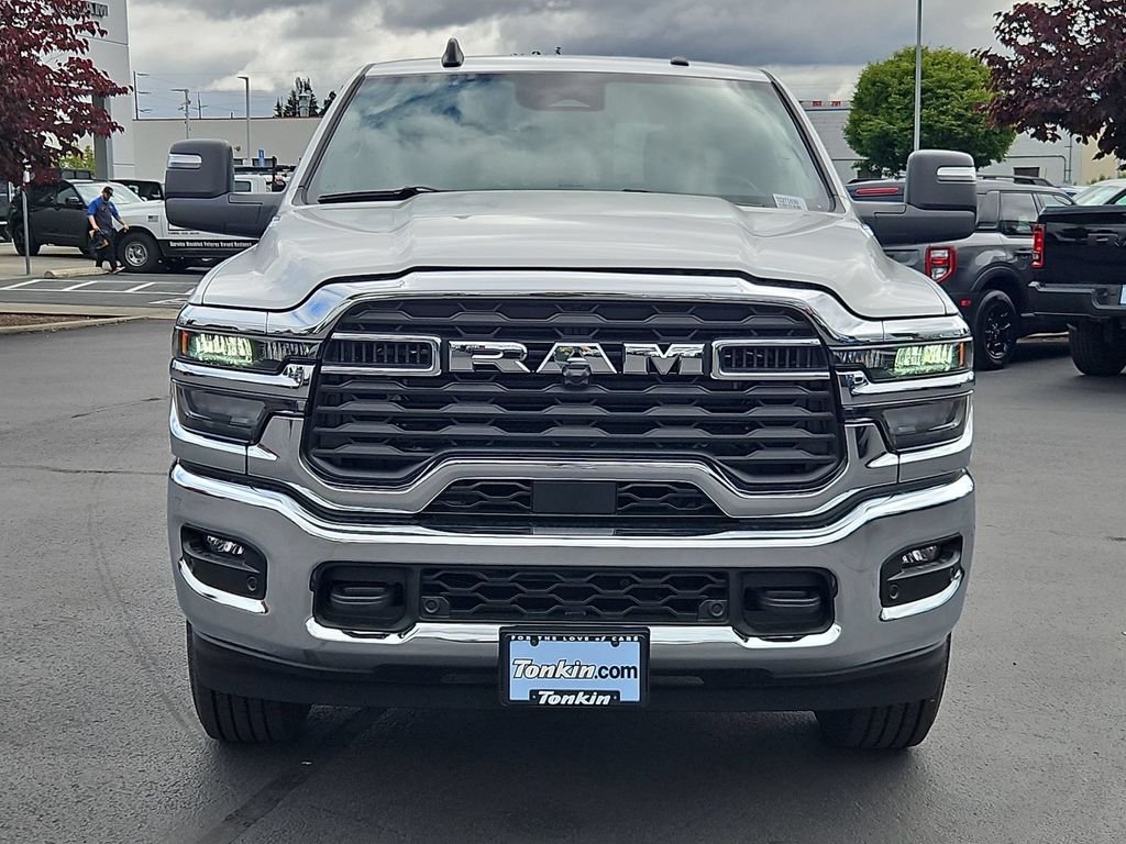 New 2026 Bright White Clear-Coat Exterior Paint RAM Tradesman image 9