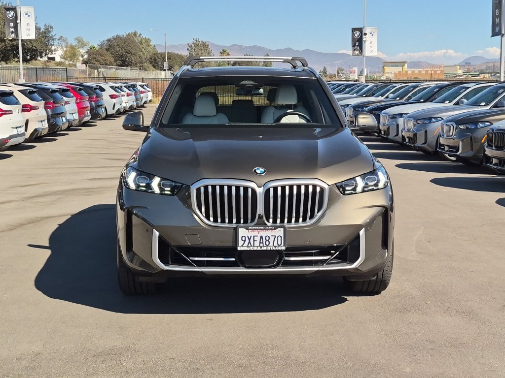 Used 2026 Green BMW sDrive40i image 4