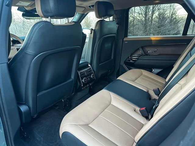 Certified Used 2024 Giola Green Metallic Land Rover Dynamic SE image 13