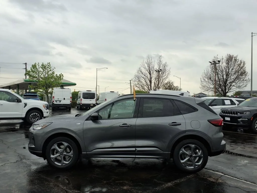 Certified Used 2024 Gray Metallic Ford ST-Line image 4