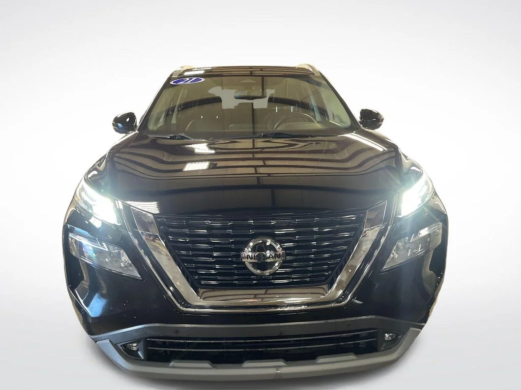 Used 2021 Black Nissan SL image 9
