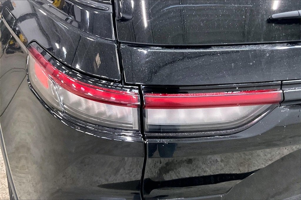 2023 JEEP GRAND CHEROKEE - Image 28