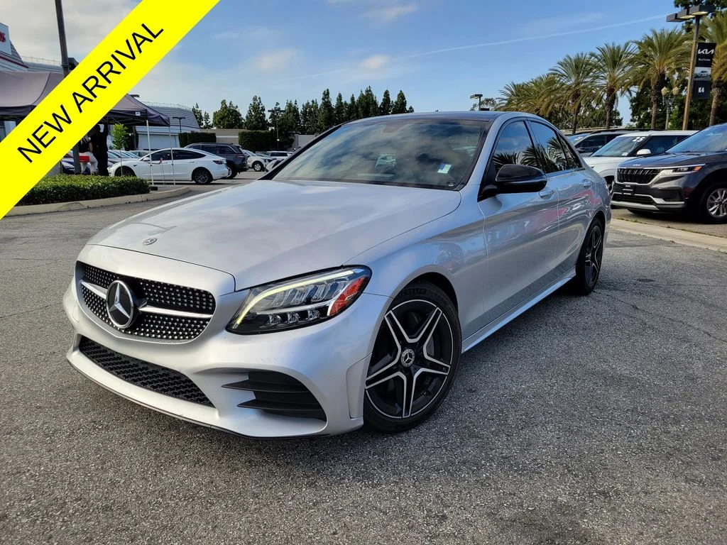 2020 Mercedes-Benz C-Class C300's photo