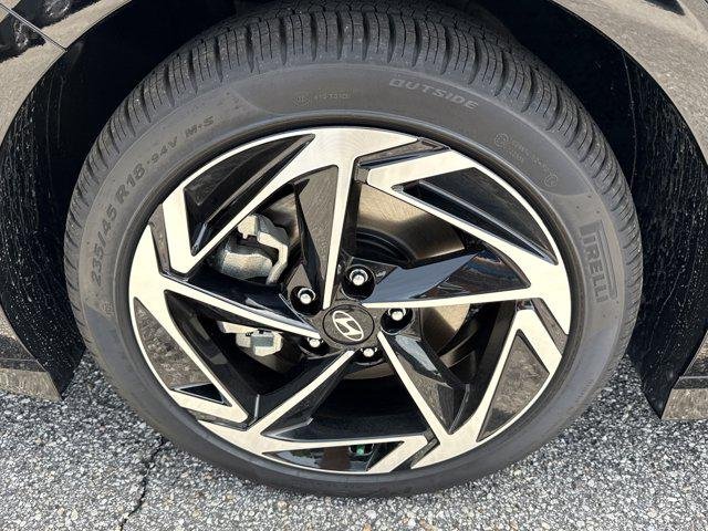 New 2026 Abyss Black Hyundai SEL Sport image 9