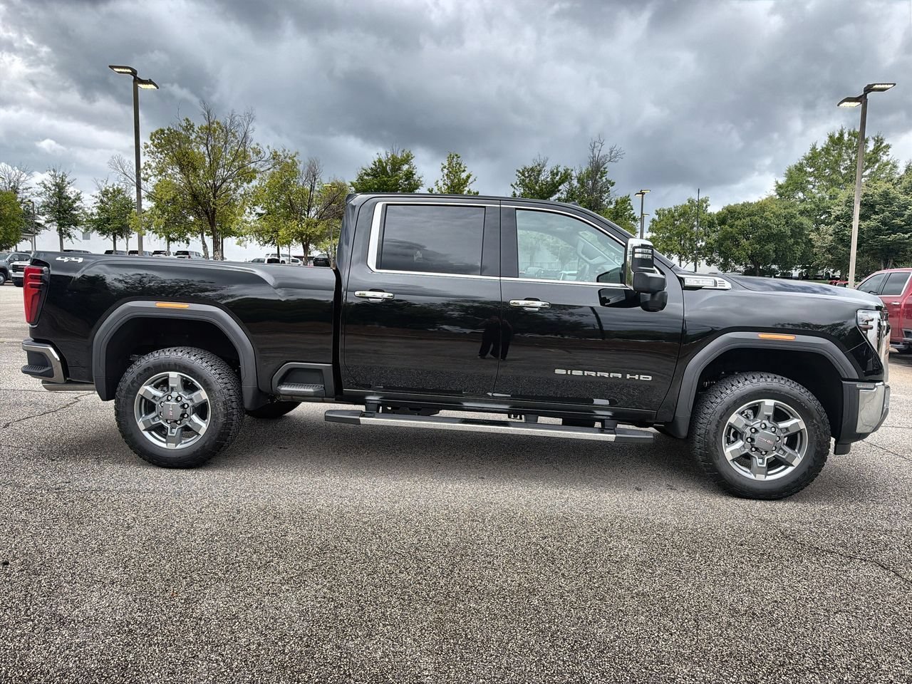 New 2026 Onyx Black GMC SLT image 9