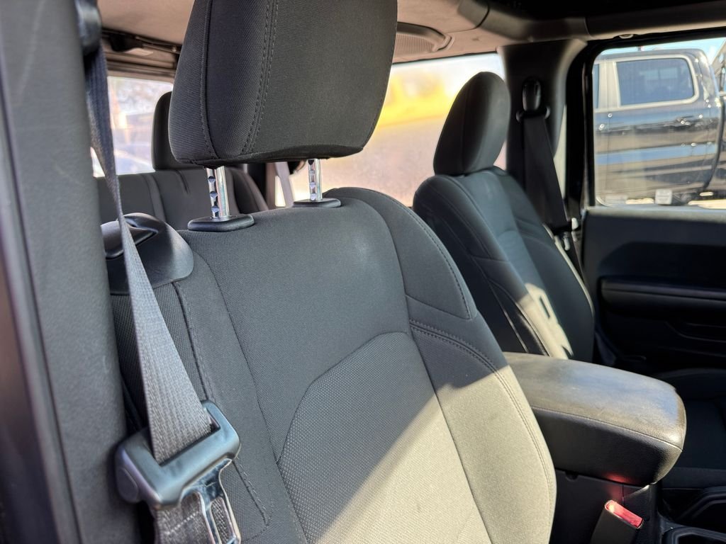 Used 2018 Black Clearcoat Jeep Sport image 3