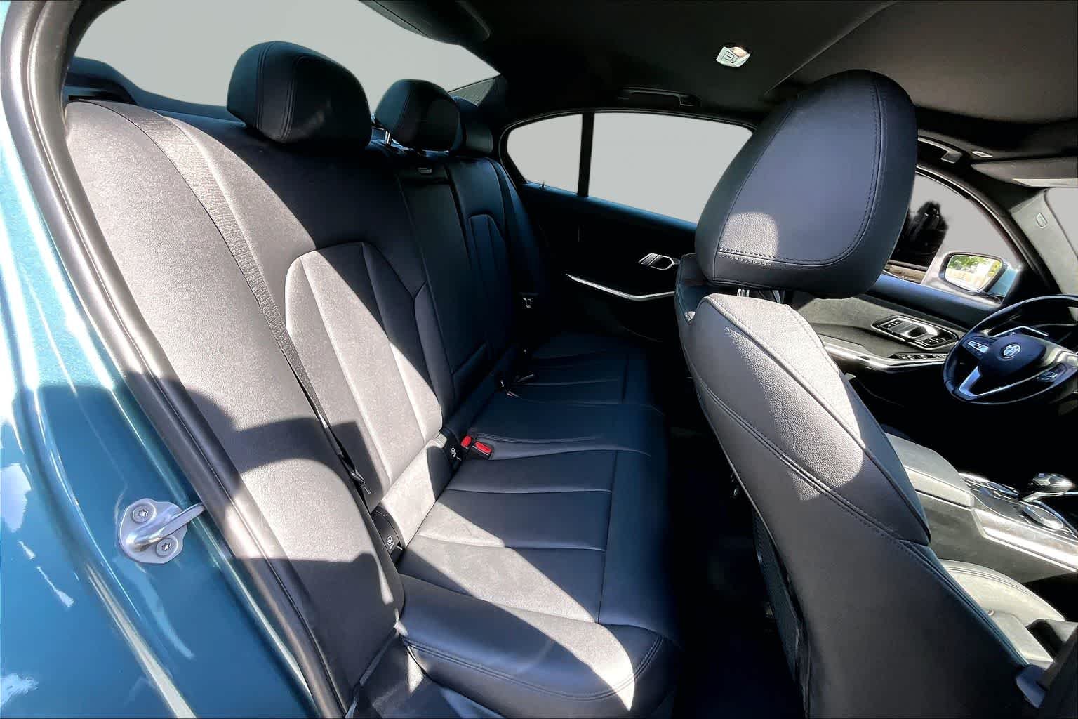 Used 2020 Blue Ridge Mountain Metallic BMW 330i image 20