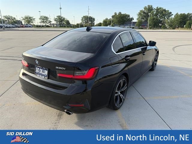 Used 2021 Black Sapphire Metallic BMW 330i xDrive image 8