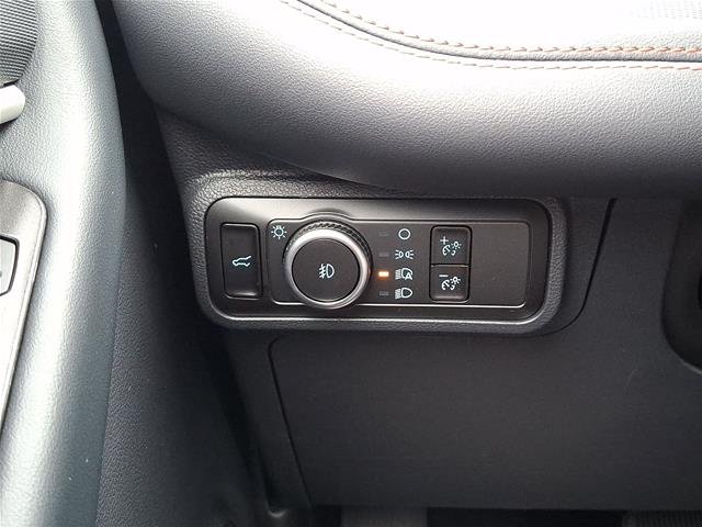 New 2026 Space White Metallic Ford ST-Line image 35