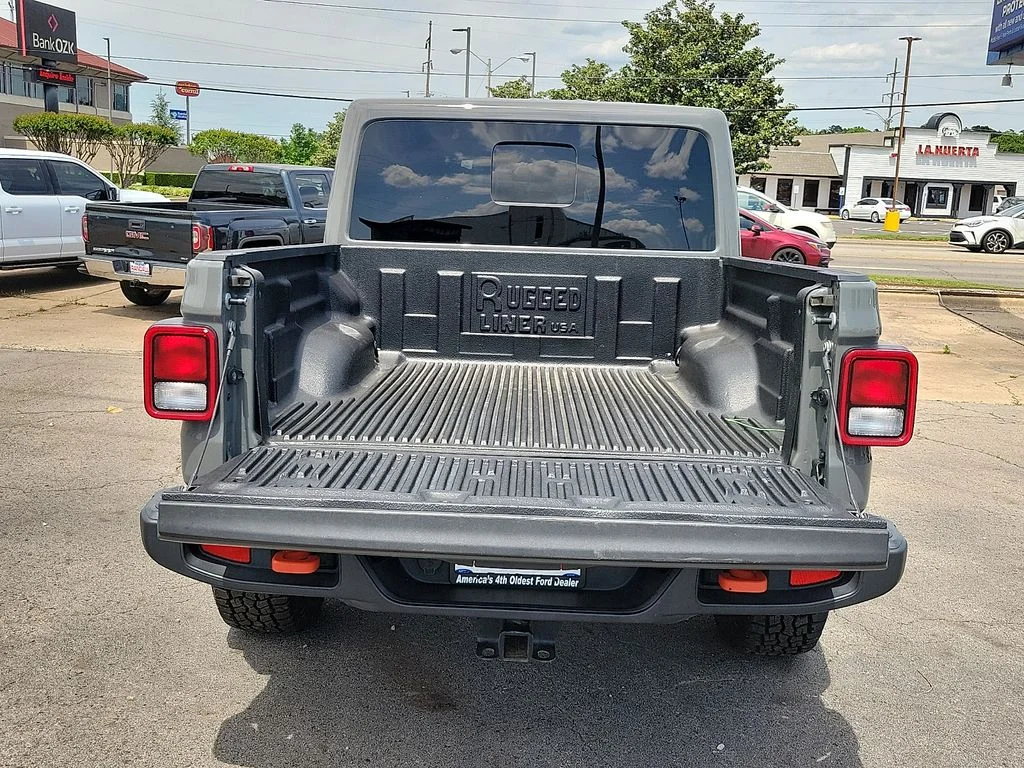 Used 2022 Sting Gray Clearcoat Jeep Mojave image 8