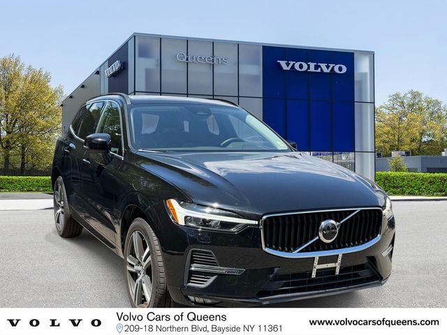2022 Volvo XC60 B5 Momentum