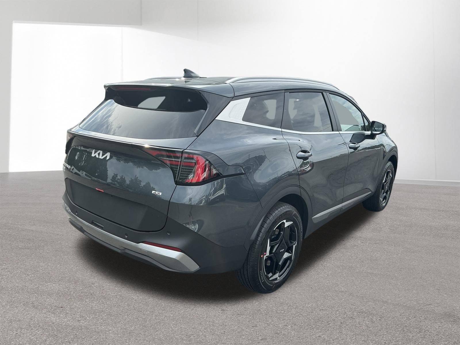 New 2026 Gravity Gray Kia EX image 32
