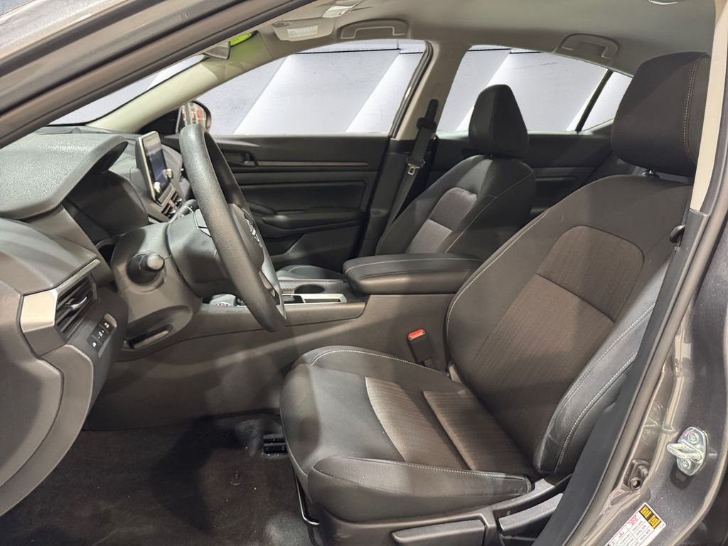 Used 2025 Gray Nissan 2.5 S image 7