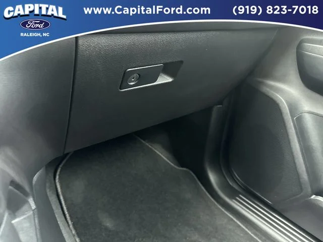 Used 2024 Green Ford XLT image 27