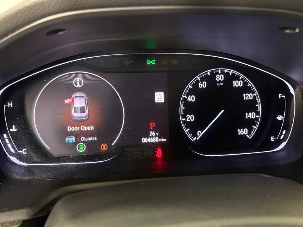 Used 2018  Honda LX image 21