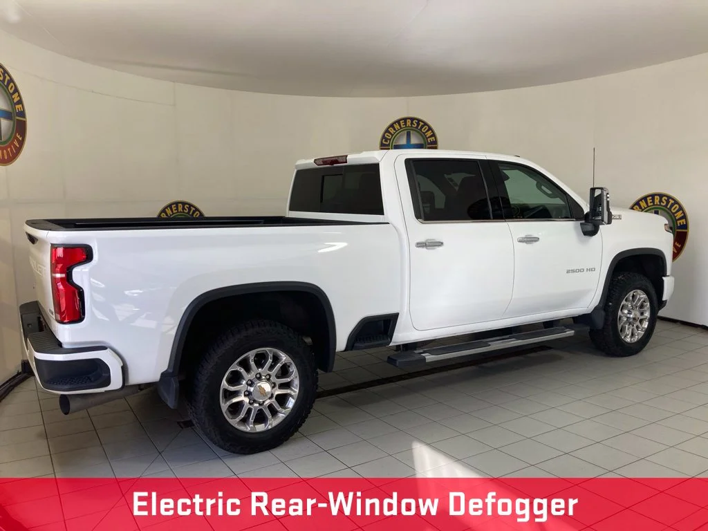 Used 2025 White Chevrolet LTZ image 23