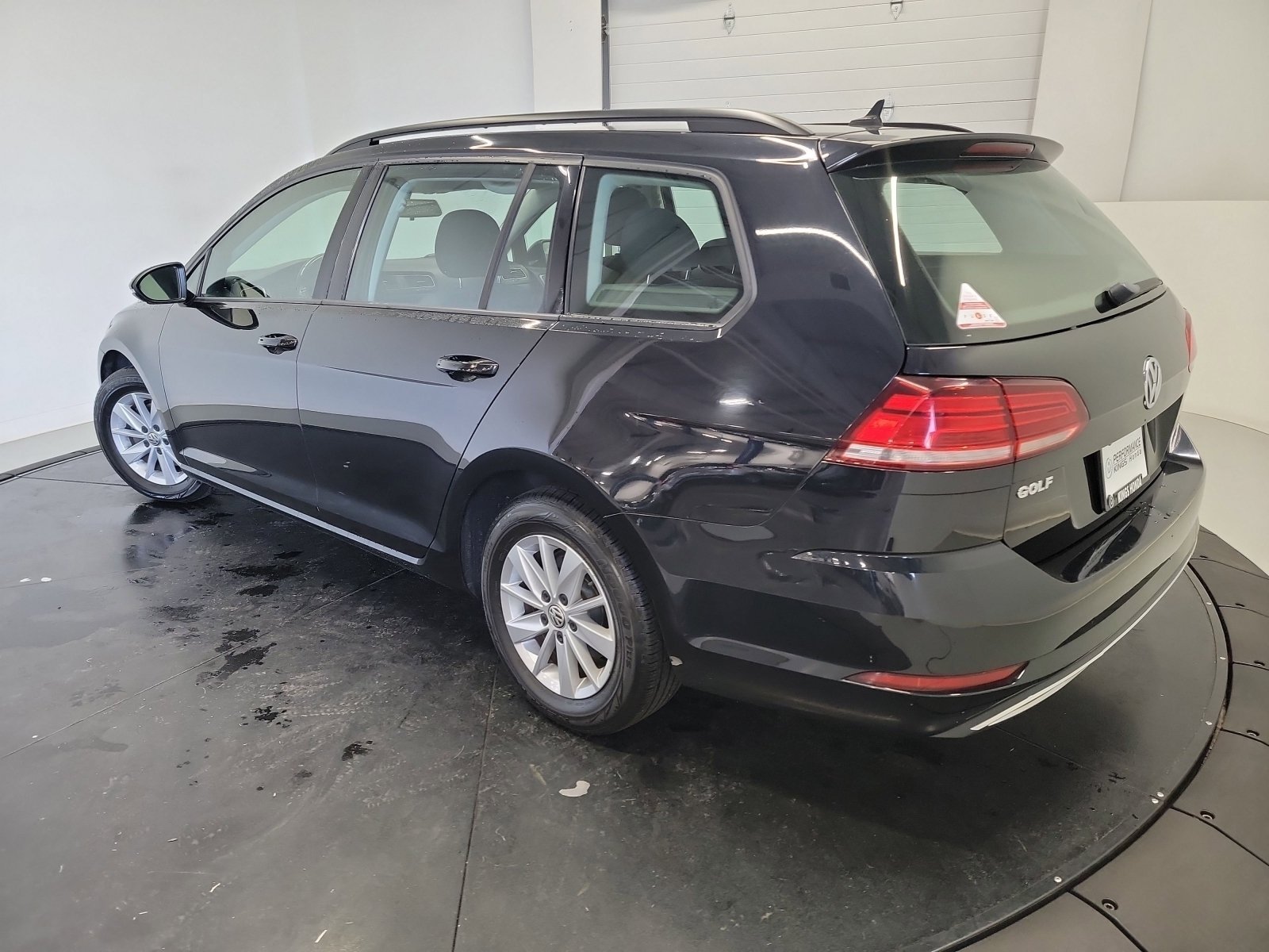 Used 2019 Deep Black Pearl Volkswagen S image 5